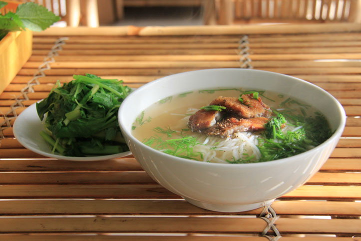 Bun ca loc - snakehead fish noodle soup